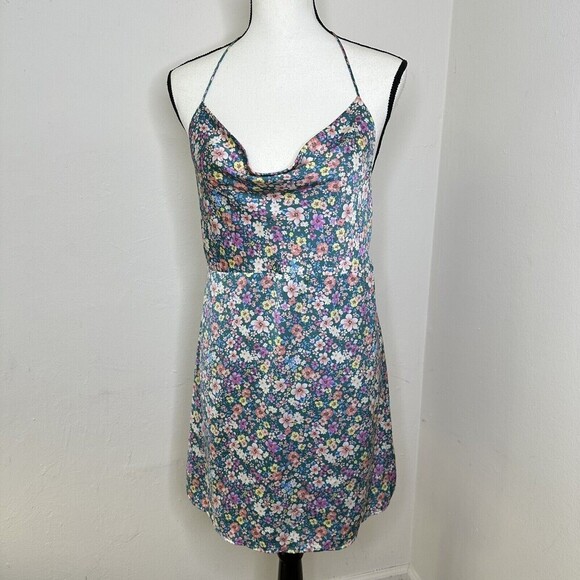 Forever 21 Women's Green‎ Floral Satin Criss Cross Back Mini Dress Size Small - Picture 1 of 12